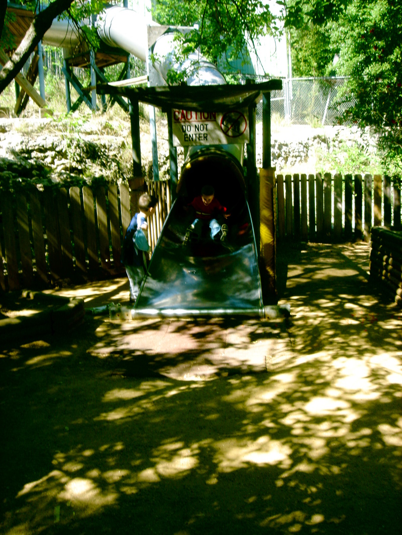 2006/04(Apr)/04(Zoo-Chance-Dax)/800x600_2006-04-08 15-03-15.JPG